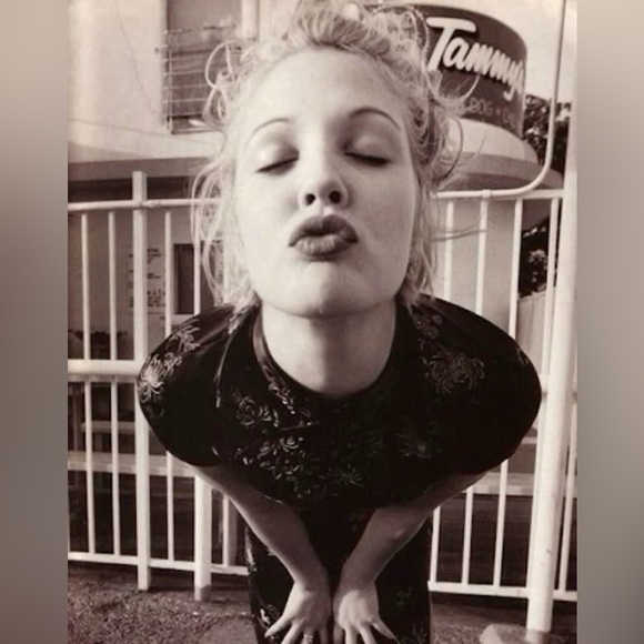 ✨WELCOME IN! 🤗🌼 CLOSET CLEAR OUT! MAKE OFFERS! - Picture 5 of 7